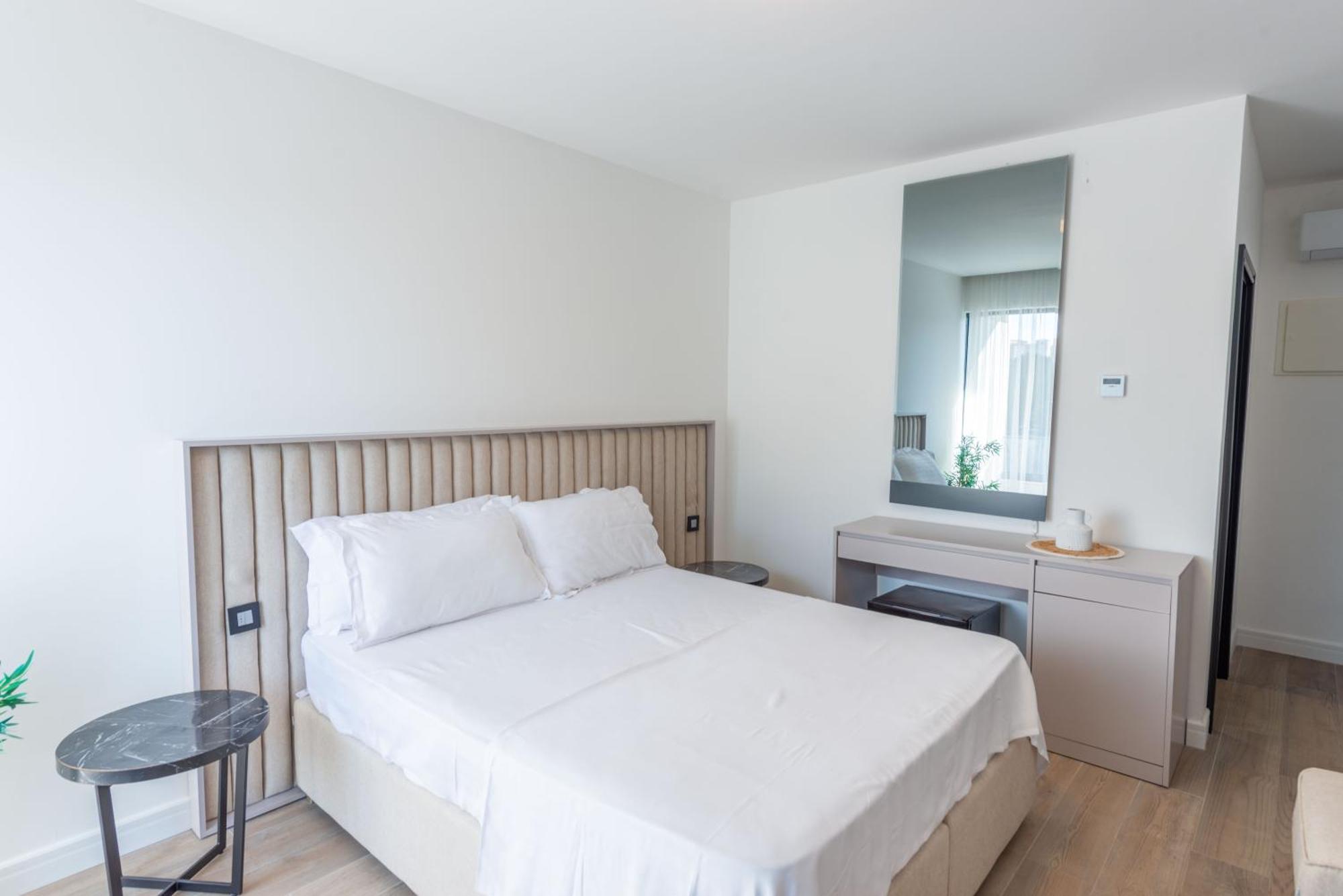 Botanica Boutique Hotel Ulcinj Exteriör bild