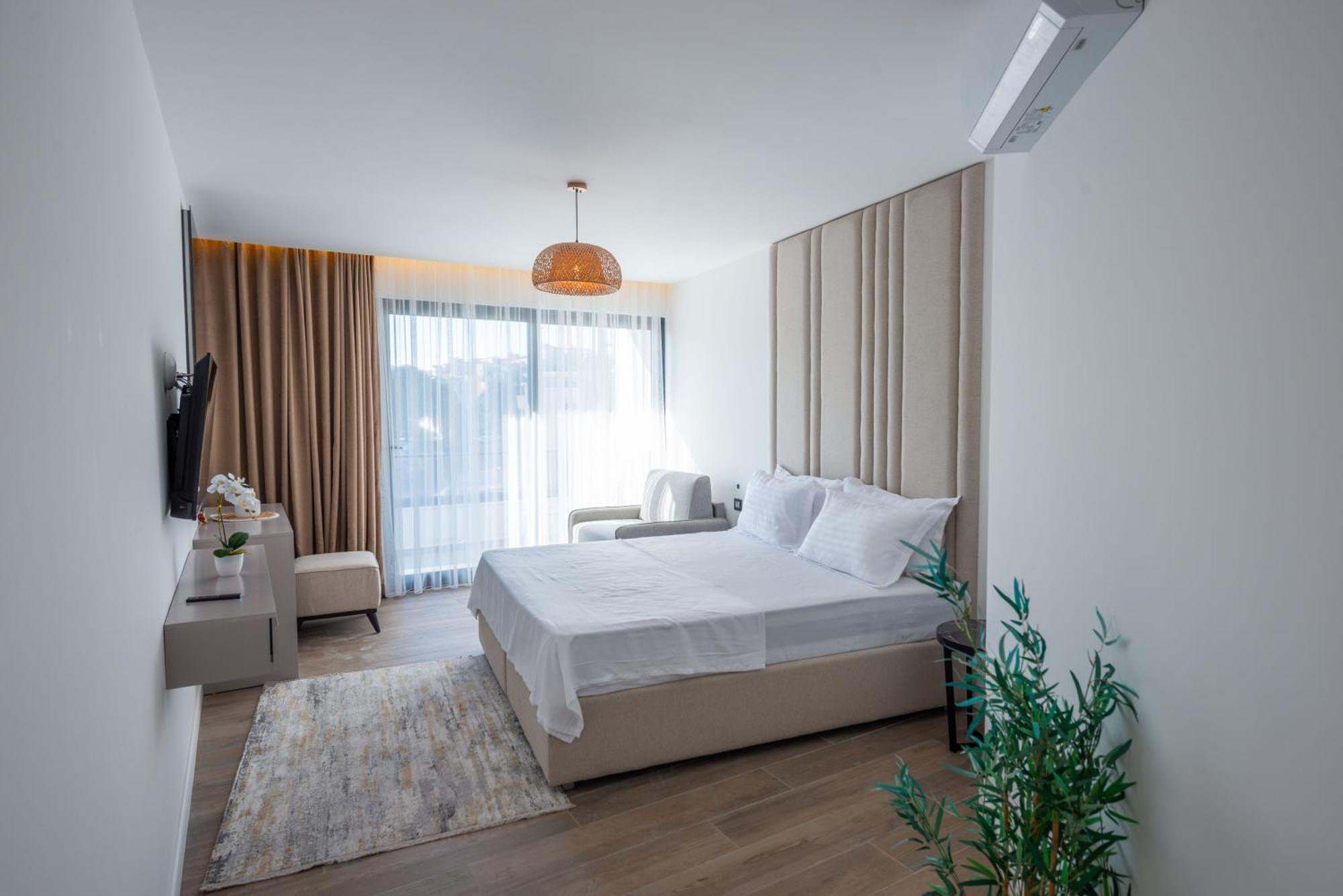 Botanica Boutique Hotel Ulcinj Exteriör bild