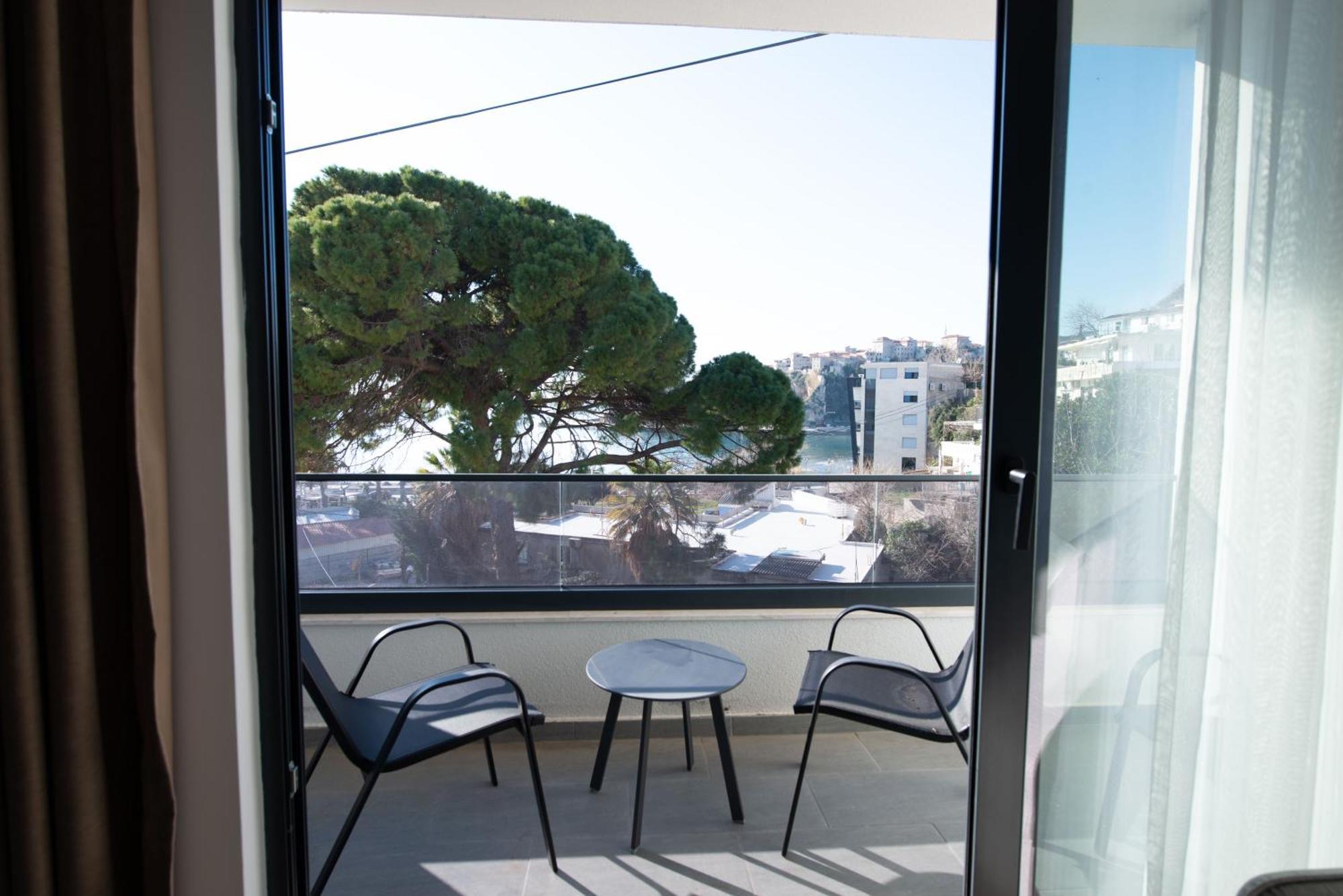 Botanica Boutique Hotel Ulcinj Exteriör bild