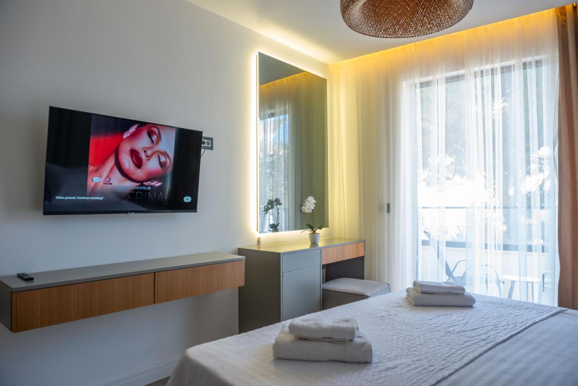 Botanica Boutique Hotel Ulcinj Exteriör bild