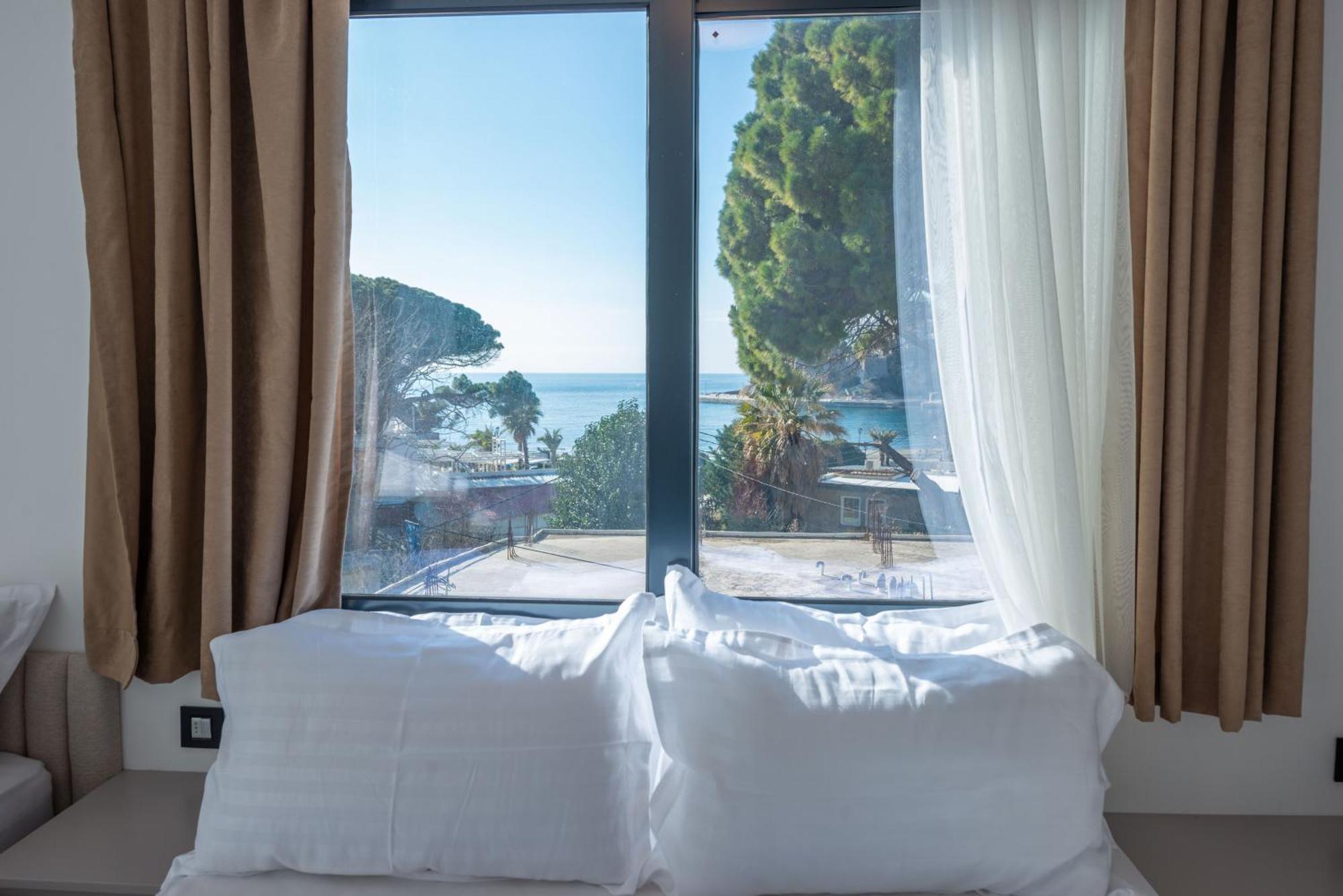 Botanica Boutique Hotel Ulcinj Exteriör bild