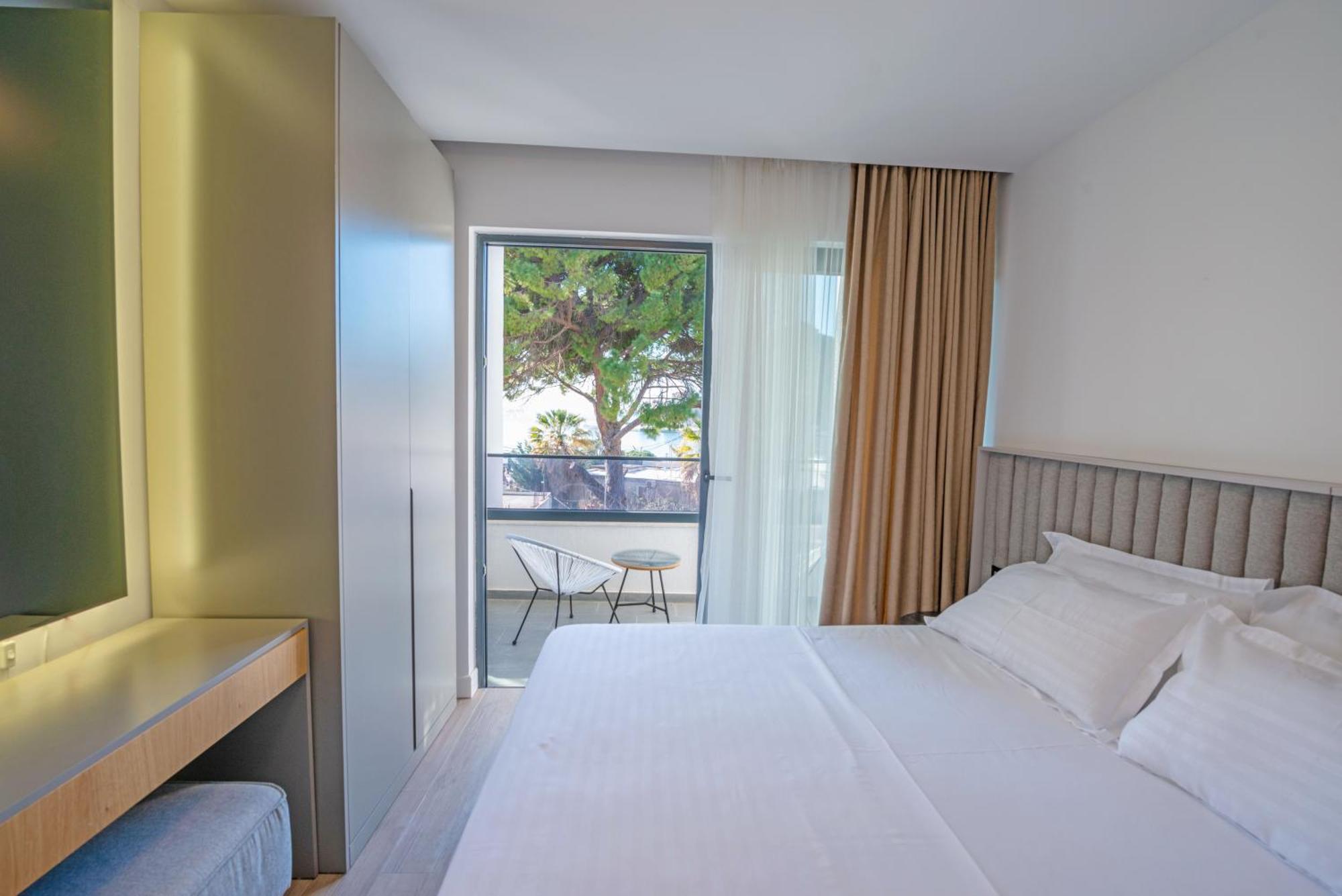 Botanica Boutique Hotel Ulcinj Exteriör bild