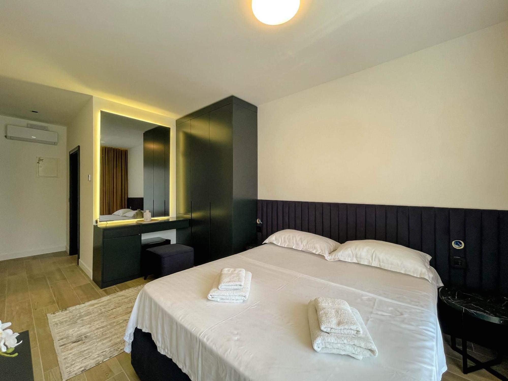 Botanica Boutique Hotel Ulcinj Exteriör bild